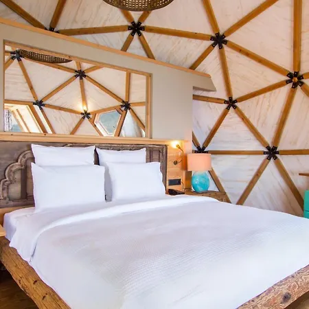 Kabak Dome Suites Hotel
