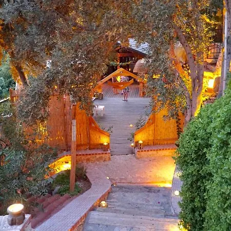 Kabak Dome Suites 酒店