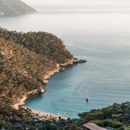 Kabak Dome Suites 酒店 法拉尔雅