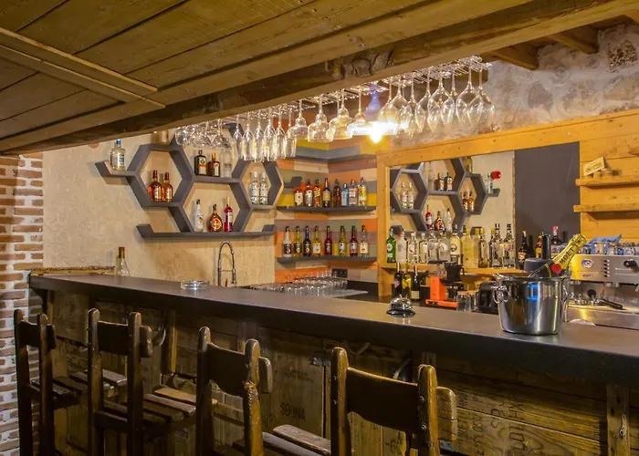 فندق Kabak Dome Suites فاراليا