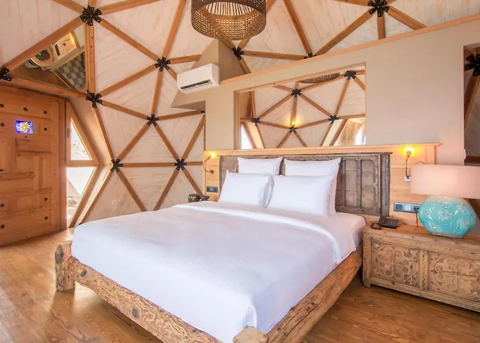 Kabak Dome Suites فندق *