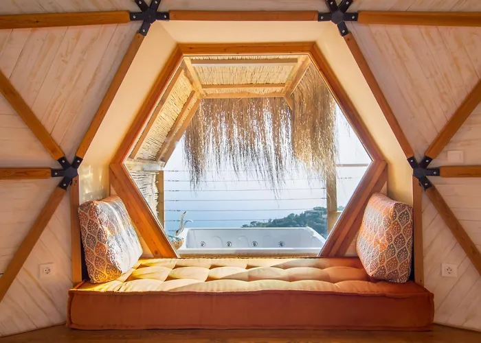 فندق Kabak Dome Suites *