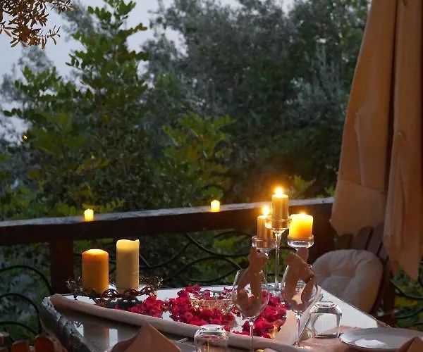 Kabak Dome Suites * فاراليا