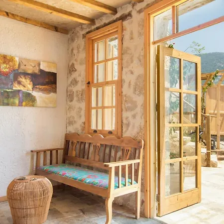Kabak Dome Suites Hotel *