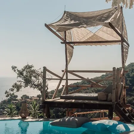 Hotel Kabak Dome Suites