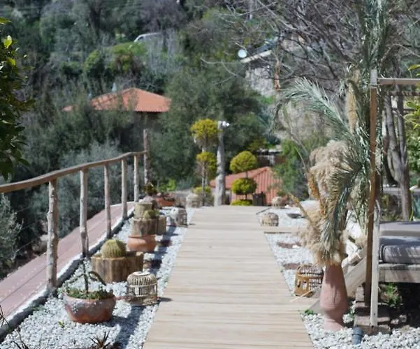 Hotel Kabak Dome Suites *